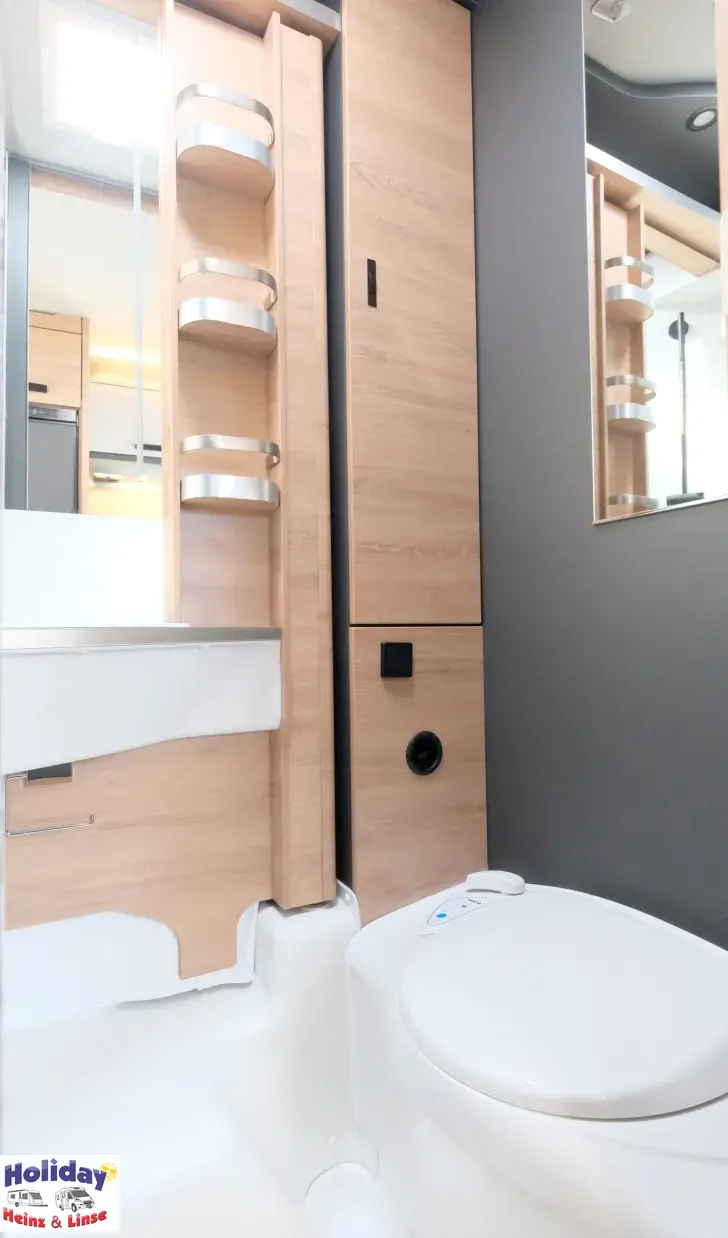 Fahrzeugbild Knaus L!VE WAVE 650 MEG Platinum Selection 140 PS, Schaltgetriebe, 3650kg #13