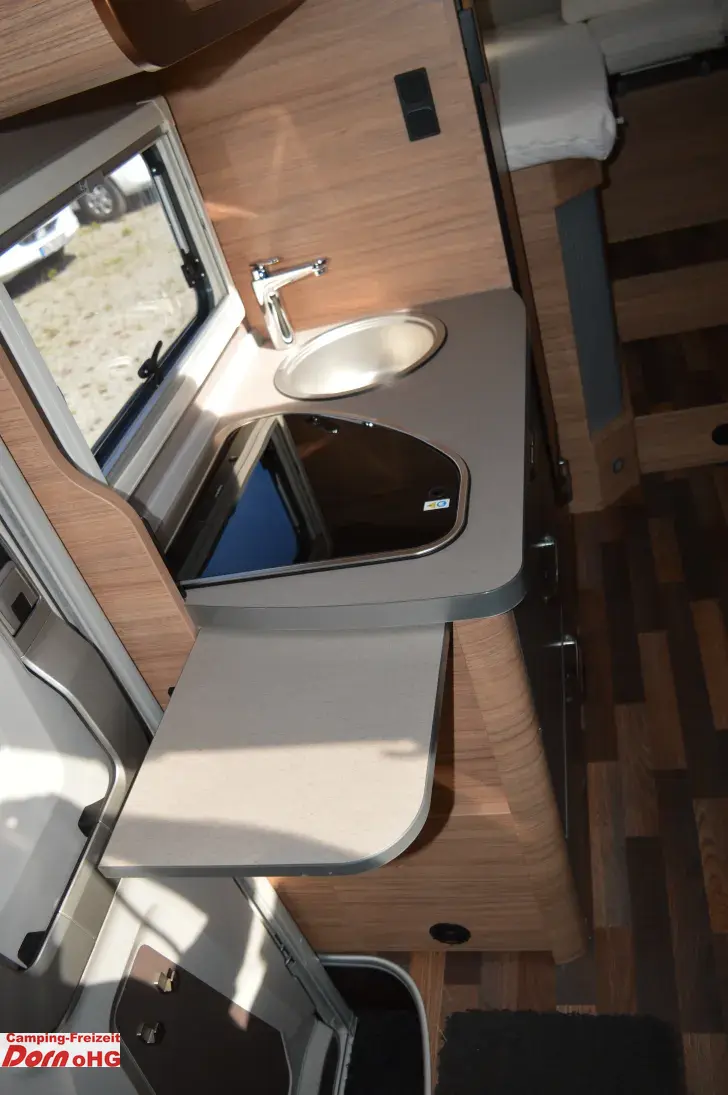 Fahrzeugbild Weinsberg CaraCompact EDITION PEPPER 640 MEG 170PS-Automatik #11