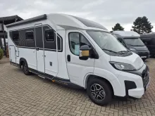 Fahrzeugbild Bürstner Signature SFT 7.4 TV - AHK - NAVI - RFK #1