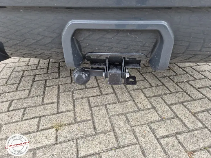Fahrzeugbild Bürstner Signature SFT 7.4 TV - AHK - NAVI - RFK #16