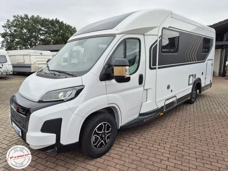 Fahrzeugbild Bürstner Signature SFT 7.4 TV - AHK - NAVI - RFK #7
