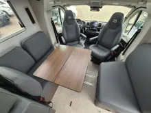 Fahrzeugbild Bürstner Signature SFT 7.4 TV - AHK - NAVI - RFK #12