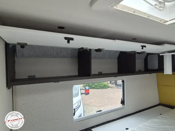 Fahrzeugbild Bürstner Signature SFT 7.4 TV - AHK - NAVI - RFK #22