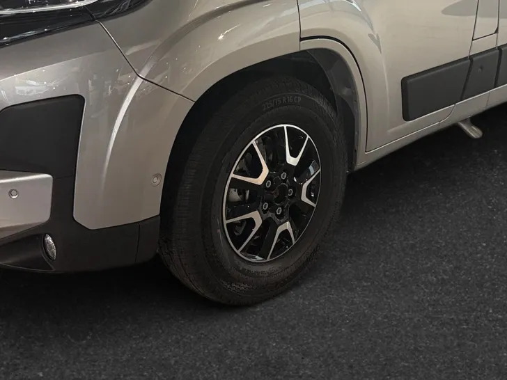 Fahrzeugbild Pössl Summit Shine 600 L Peugeot #6