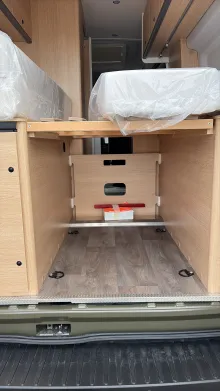 Heckgarage Sunlight Camper Van IBEX 603D