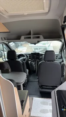 Sicht vorne-hinten Sunlight Camper Van IBEX 603D