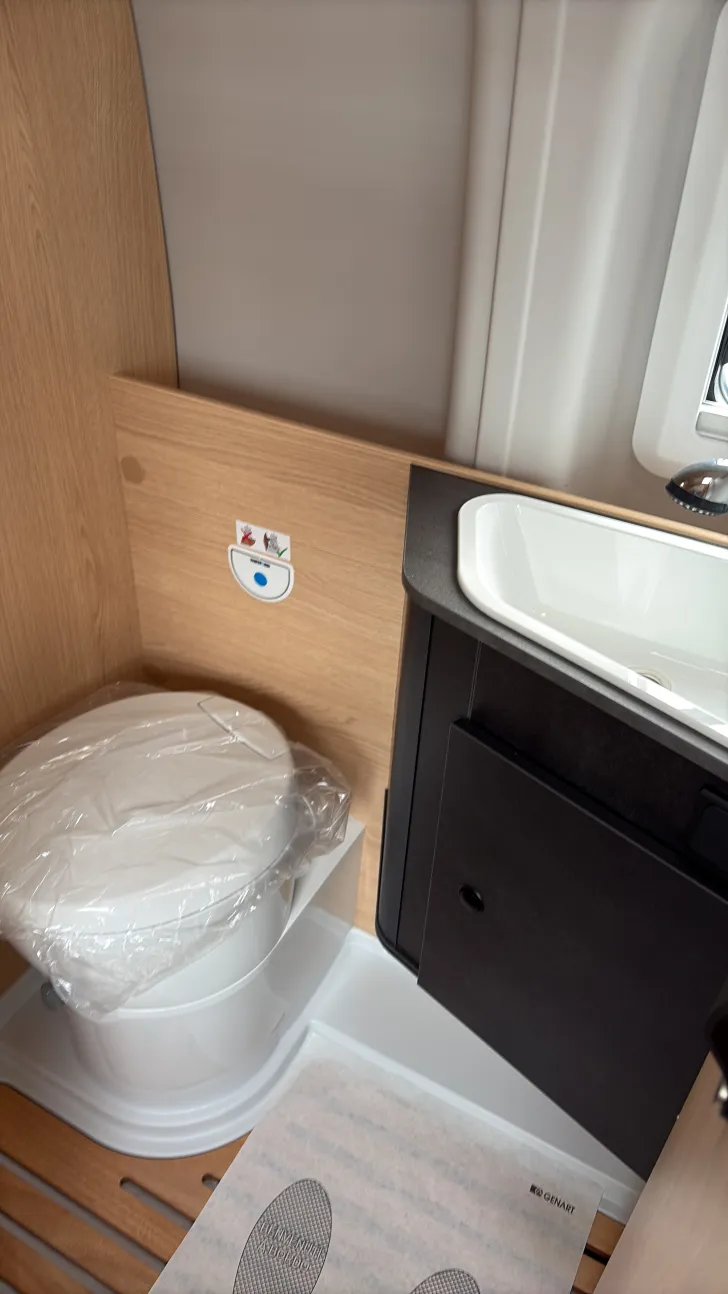 Toilette Sunlight Camper Van IBEX 603D