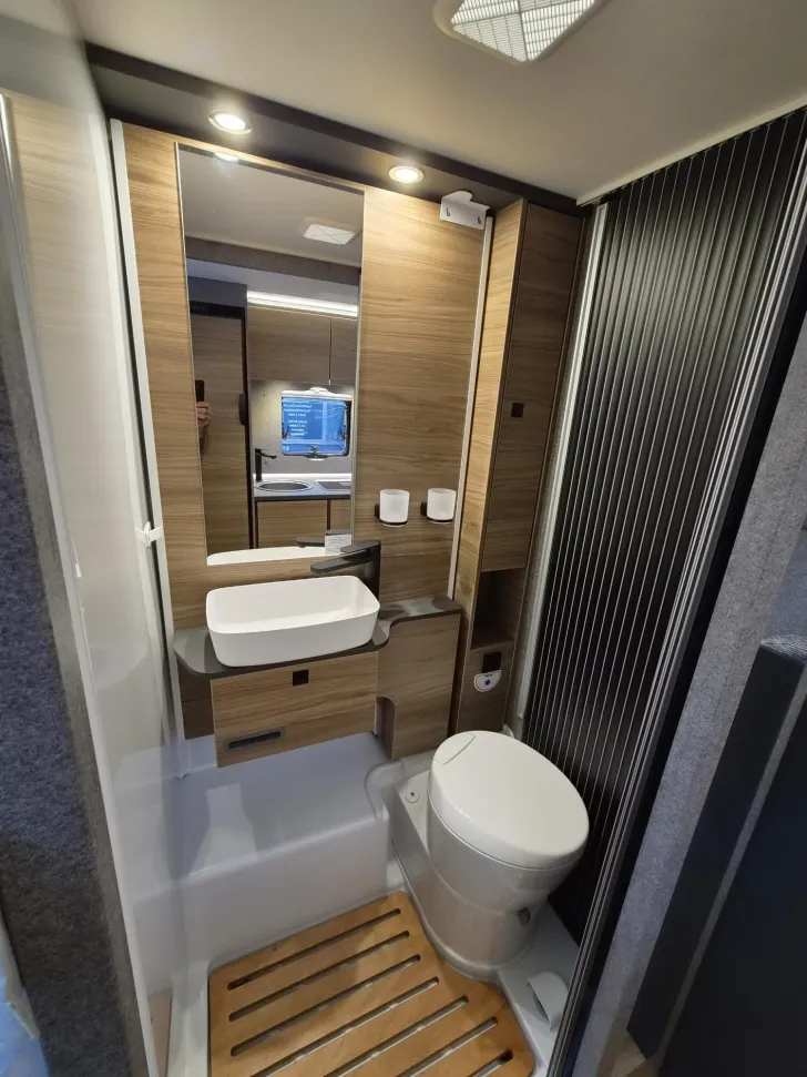 Fahrzeugbild Dethleffs Globebus Performance T 46 *3x Pakete* #17