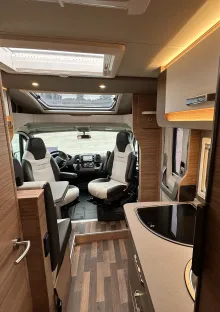 Fahrzeugbild Weinsberg CaraCompact EDITION PEPPER 600 MEG AKTION ; Klimaanlage Dach #8