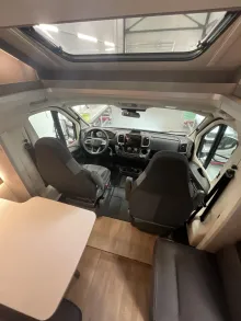 Fahrzeugbild Crosscamp EXPDN 7.4 E Peugeot #12