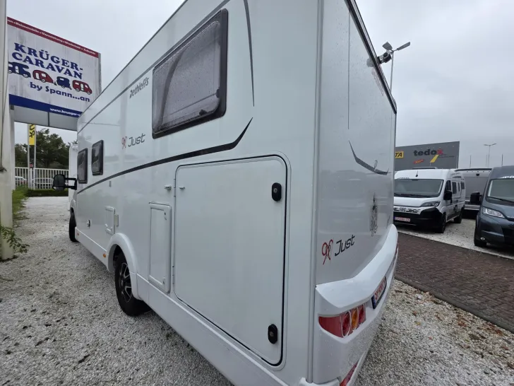Fahrzeugbild Dethleffs Just 90 T 7052 EBL Junger Gebrauchter #6