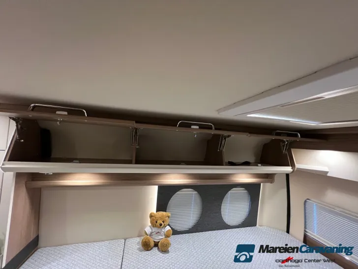 Fahrzeugbild Malibu Van first class - two rooms 640 LE RB (656) #22