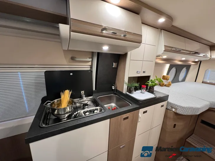 Fahrzeugbild Malibu Van first class - two rooms 640 LE RB (656) #29