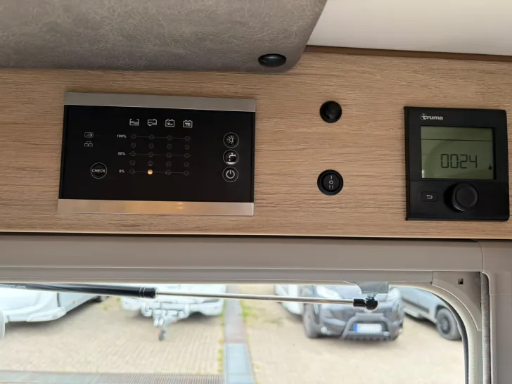 Fahrzeugbild Weinsberg CaraCompact 600 MEG EDITION [PEPPER] MJ2027 #18