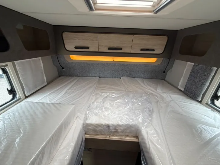 Fahrzeugbild Weinsberg CaraCompact 600 MEG EDITION [PEPPER] MJ2027 #40