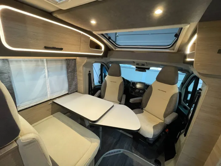 Fahrzeugbild Weinsberg CaraCompact 600 MEG EDITION [PEPPER] MJ2027 #20