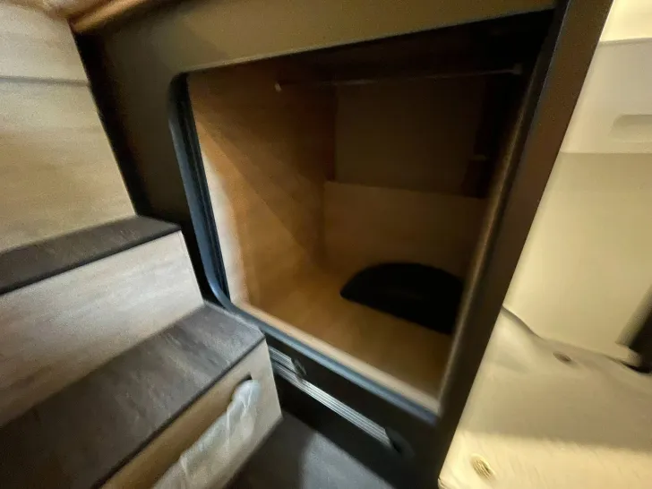 Fahrzeugbild Weinsberg CaraCompact 600 MEG EDITION [PEPPER] MJ2027 #36