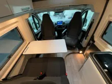 Fahrzeugbild Westfalia Columbus 600 D/Festbett/Klima/Markise/AHK/160 PS #11
