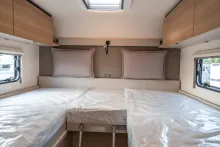 Fahrzeugbild LMC Tracer 730 EL *Mj.26*Hubbett*Einzelb.*FIAT #12
