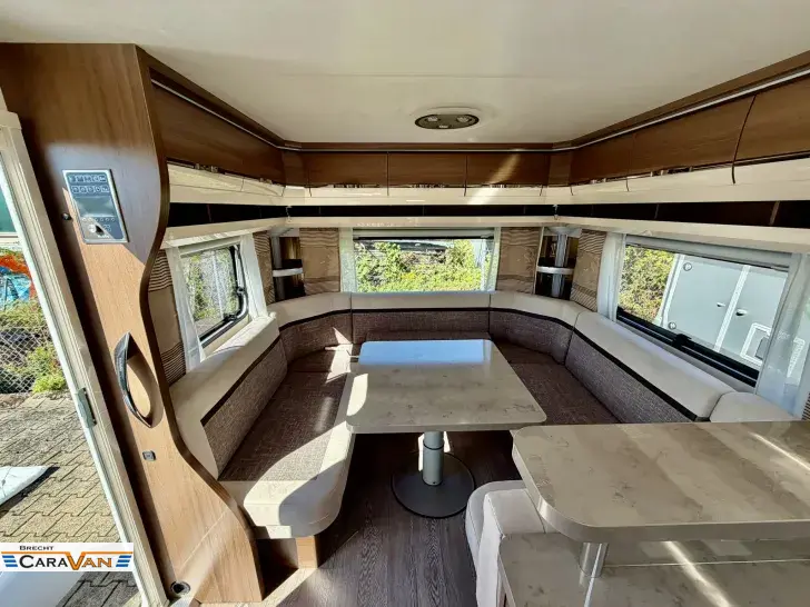 Fahrzeugbild Hobby Prestige 620 CL Hubstützen E&P Mover, Markise #4