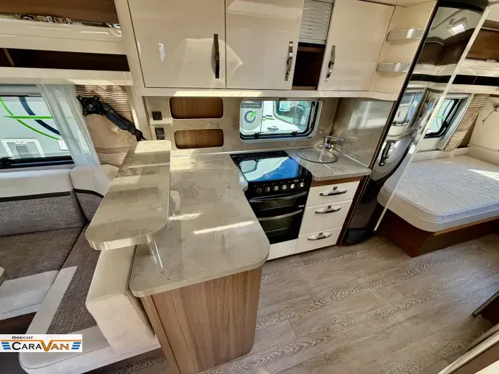 Fahrzeugbild Hobby Prestige 620 CL Hubstützen E&P Mover, Markise #5