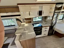Fahrzeugbild Hobby Prestige 620 CL Hubstützen E&P Mover, Markise #13