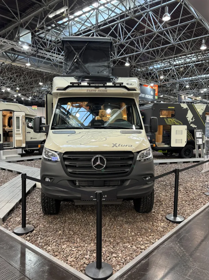 Fahrzeugbild Eura Mobil Xtura XT 656 HB MESSENEUHEIT #1
