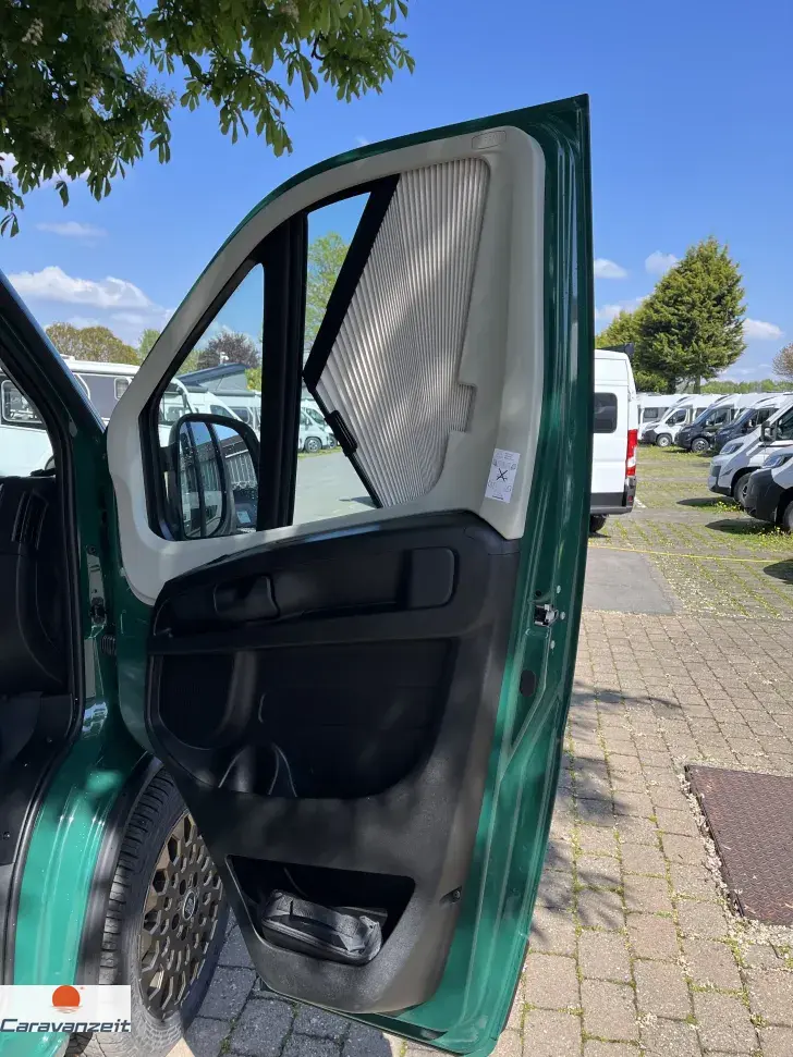 Fahrzeugbild Laika Kosmo 60 Chassis Paket Supremo #9