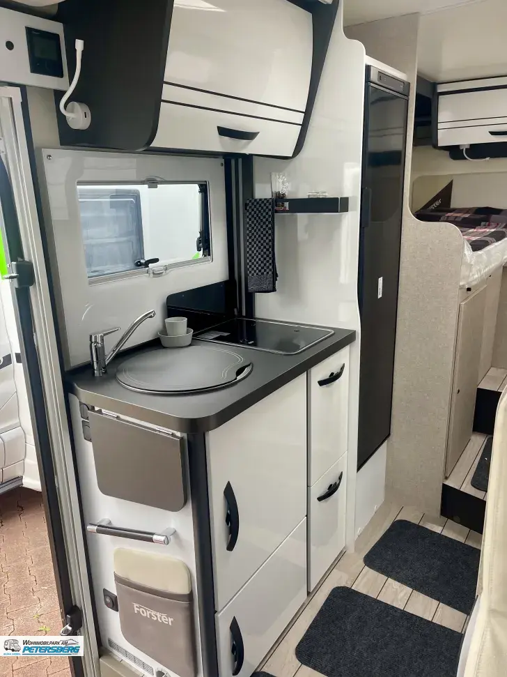 Fahrzeugbild Forster T 699 EB 140 PS * Automatik * 3,5 t #9
