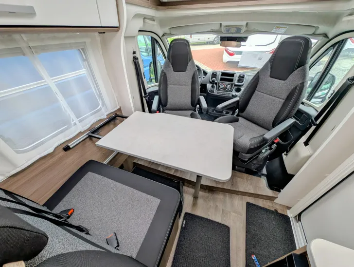 Fahrzeugbild Carado VAN V337 Pro+ Sie sparen 8.293,-€! #5