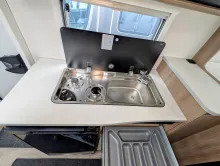 Fahrzeugbild Carado VAN V337 Pro+ Sie sparen 8.293,-€! #12