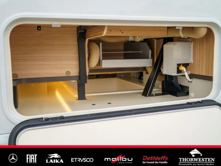 Fahrzeugbild Malibu I 430 KB LE comfort TOP-DEAL ** Nomos / Paris ** #42
