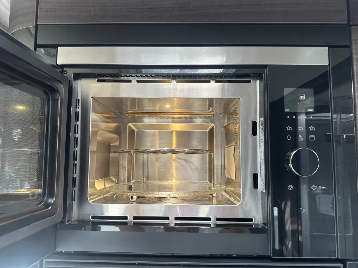 Fahrzeugbild Concorde Charisma 860 LI #21