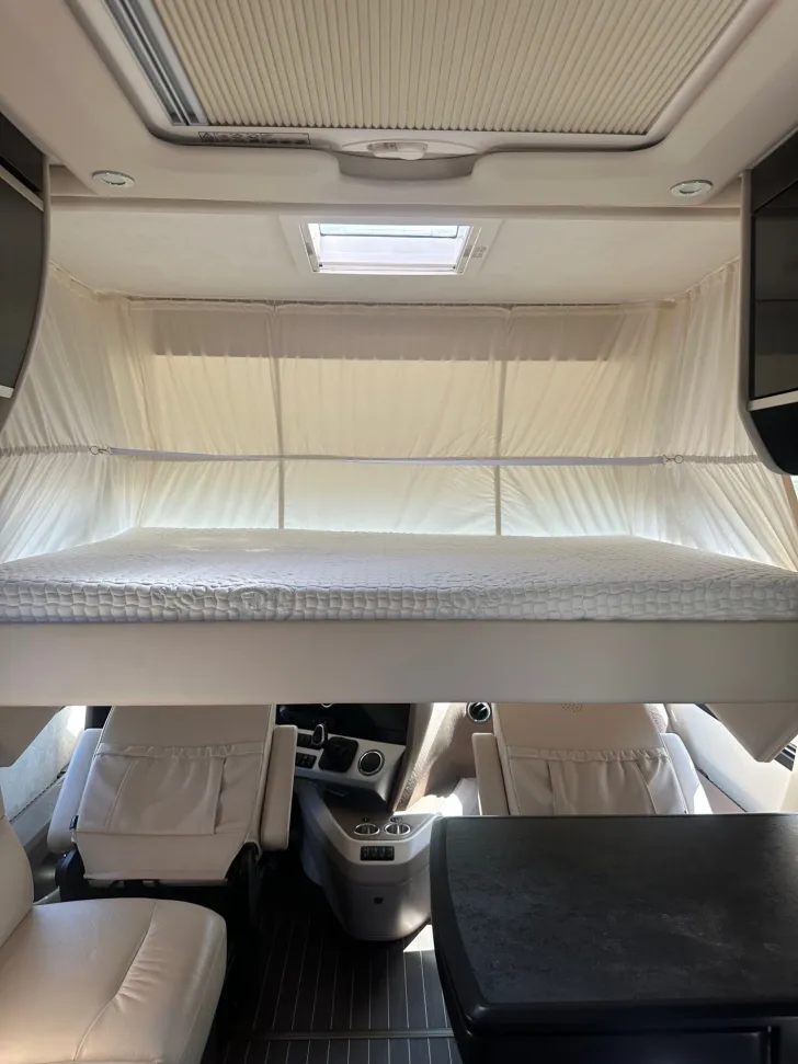 Fahrzeugbild Concorde Charisma 860 LI #18