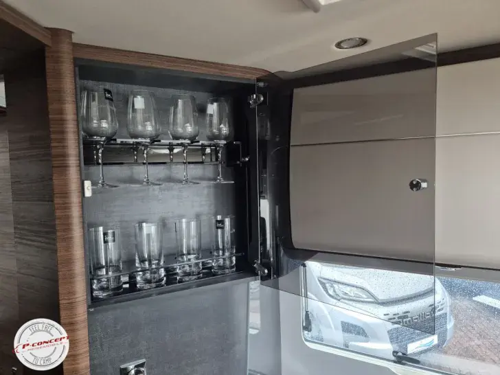 Fahrzeugbild Carthago chic c-line I 4.9 LE L Listenpreis: 183.340€ #18