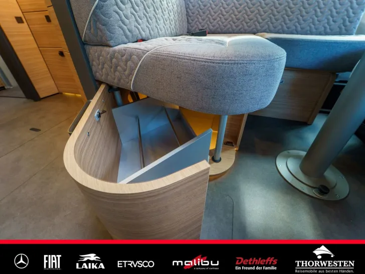 Fahrzeugbild Malibu I 470 RB LE K comfort Mercedes CHIARO Modell 26 #17