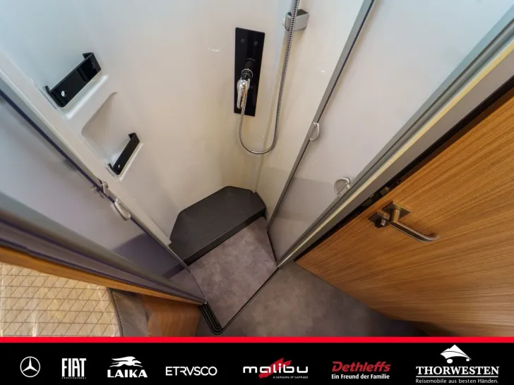 Fahrzeugbild Malibu I 470 RB LE K comfort Mercedes CHIARO Modell 26 #27