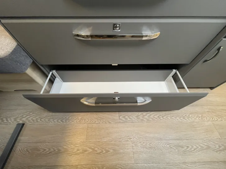 Fahrzeugbild Hobby De Luxe 460 UFe IC-Line MJ 2026 #19