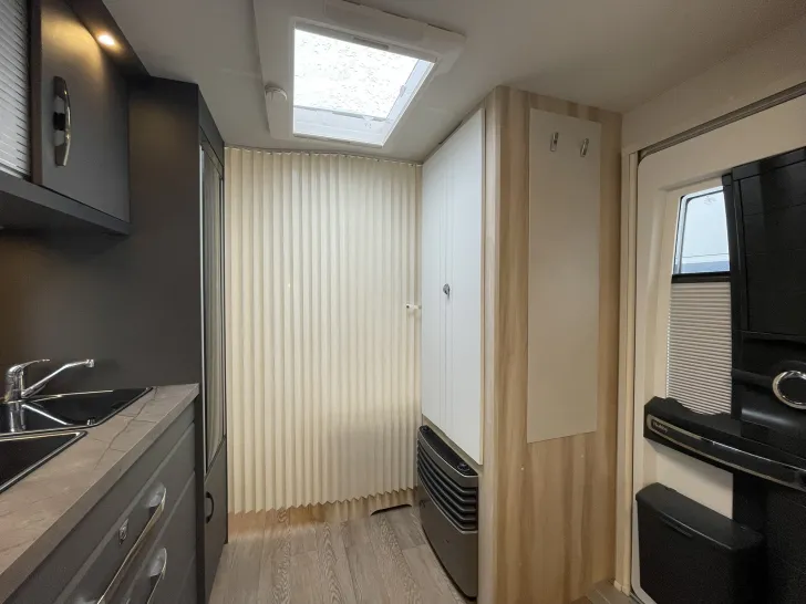 Fahrzeugbild Hobby De Luxe 460 UFe IC-Line MJ 2026 #35