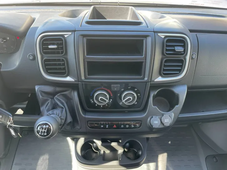 Fahrzeugbild Knaus SKY TI 700 MEG +ABVERKAUF+ #14