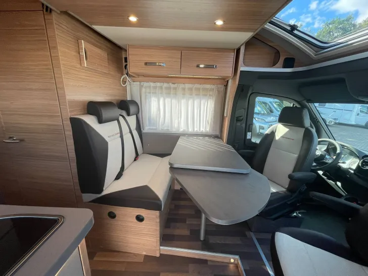 Fahrzeugbild Weinsberg CaraCompact Suite 640 MEG ED. [PEPPER] MJ2026 #17
