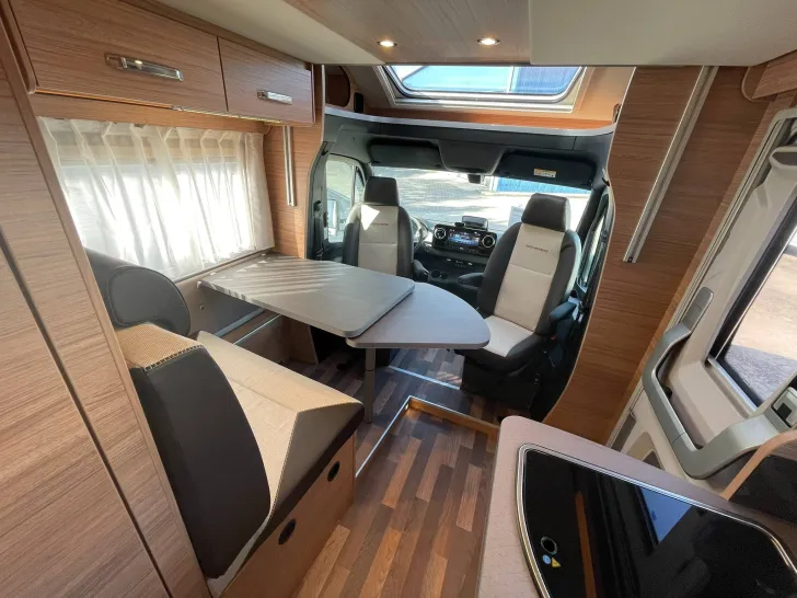 Fahrzeugbild Weinsberg CaraCompact Suite 640 MEG ED. [PEPPER] MJ2026 #18