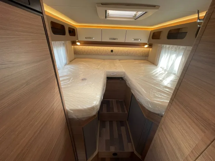 Fahrzeugbild Weinsberg CaraCompact Suite 640 MEG ED. [PEPPER] MJ2026 #26
