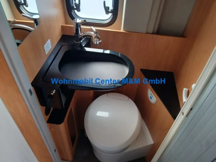 Fahrzeugbild Pössl RoadStar 600 L Markise Navi Kamera #9
