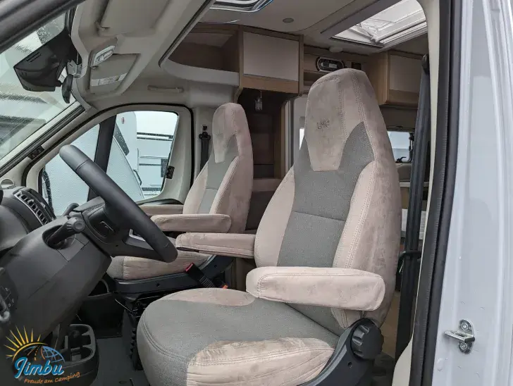 Fahrzeugbild LMC Cruiser V 646 G #8