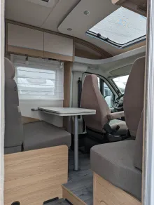 Fahrzeugbild LMC Cruiser V 646 G #12