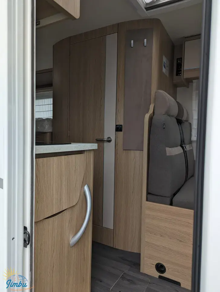 Fahrzeugbild LMC Cruiser V 646 G #14