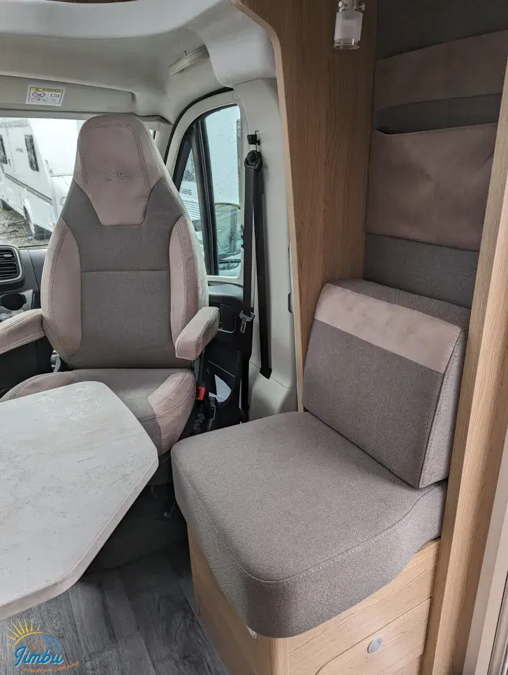 Fahrzeugbild LMC Cruiser V 646 G #18