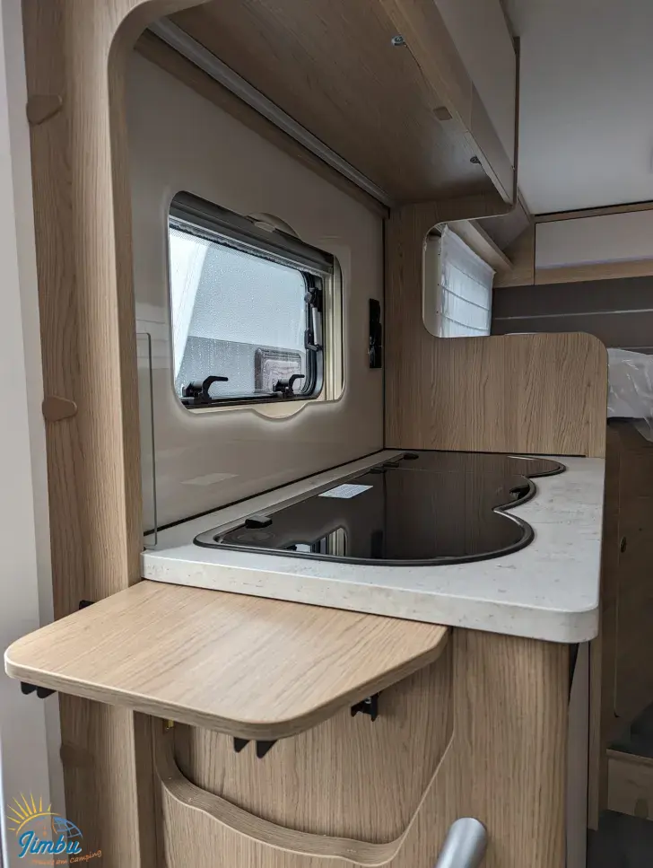 Fahrzeugbild LMC Cruiser V 646 G #21