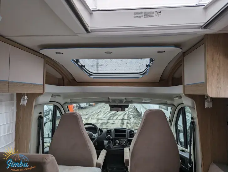Fahrzeugbild LMC Cruiser V 646 G #24
